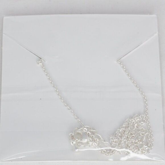 Harper & Jewels Silver 'Mrs' Necklace, NWT - Picture 4 of 4